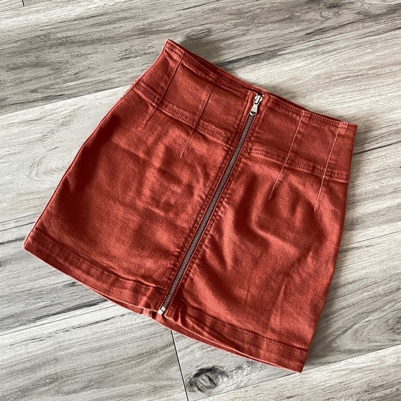 Free People We The Free Front Zipper Mini Skirt Burnt Orange Size 25 - Picture 1 of 7